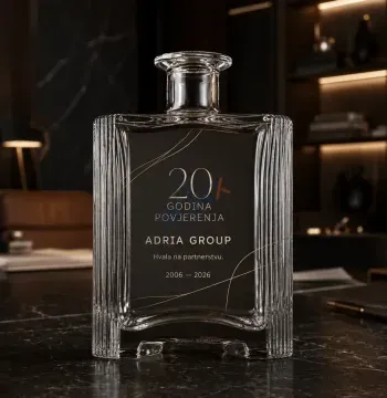 Personalizirana staklena boca Tower 700 ml